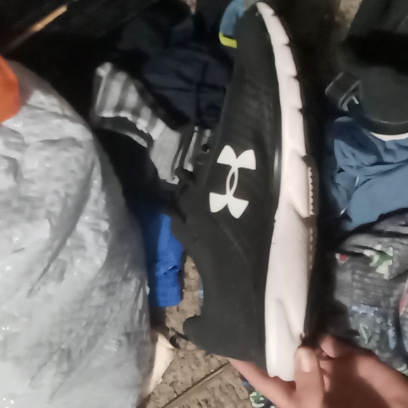 Shoes - Picture 1 of 1